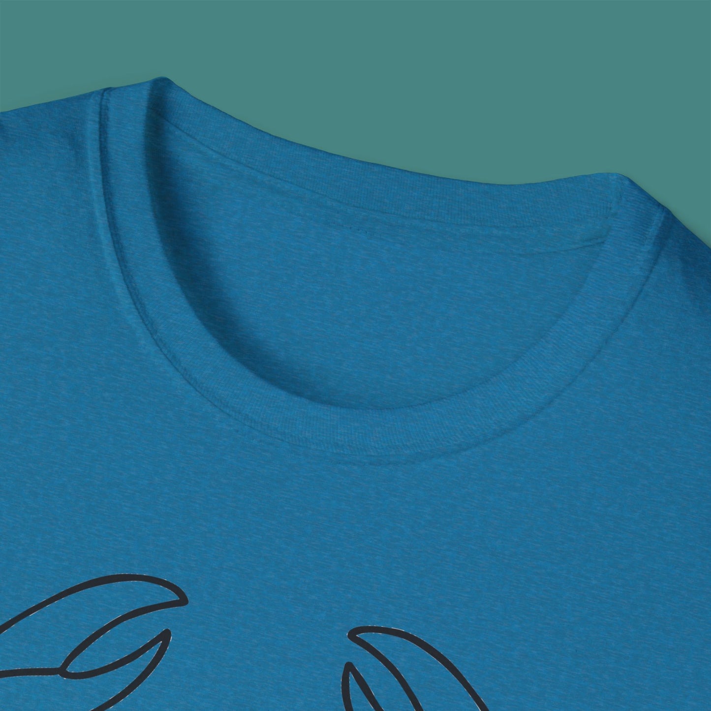 Minimalist Line Art Crab Unisex T-Shirt